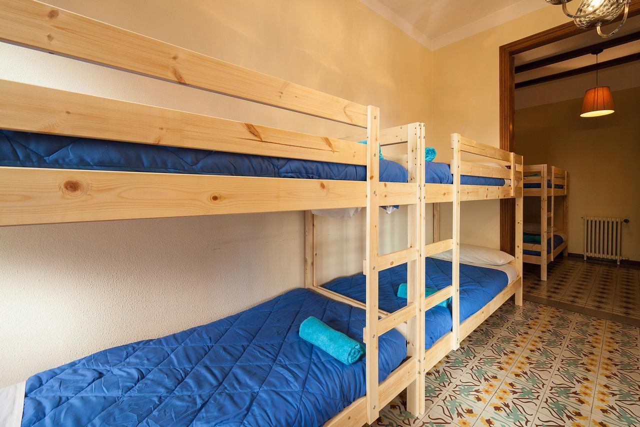 Bed and Breakfast Bed In Жирона Экстерьер фото